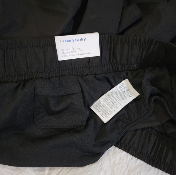 Old Navy Women's Classic Black Athletic Shorts 2X Built In Liner - Picture 15 of 15